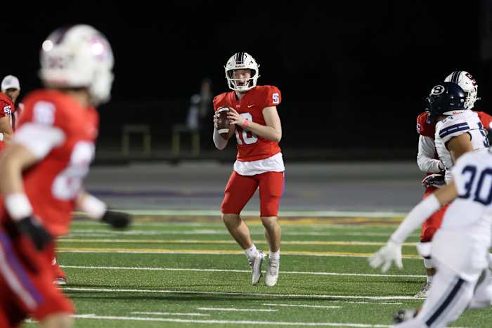 Sorren Hummel made one clutch throw after another in St. Ignatius' 21-17 victory over Valley Christian on Friday.